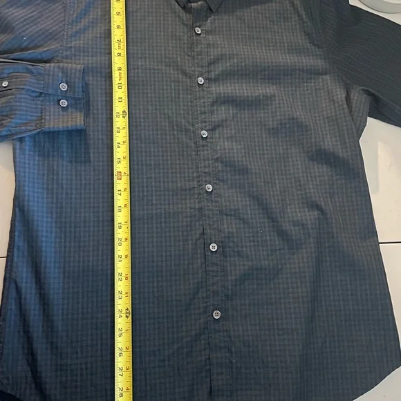 THEORY Long Sleeve Plaid Button Down Dress Shirt Men’s Size XL - Picture 6 of 7